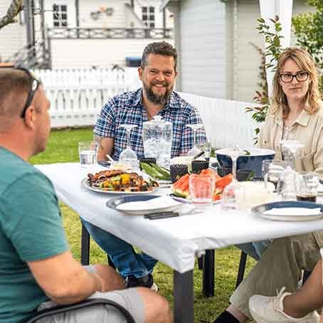 Slik skaper du en koselig terrasse